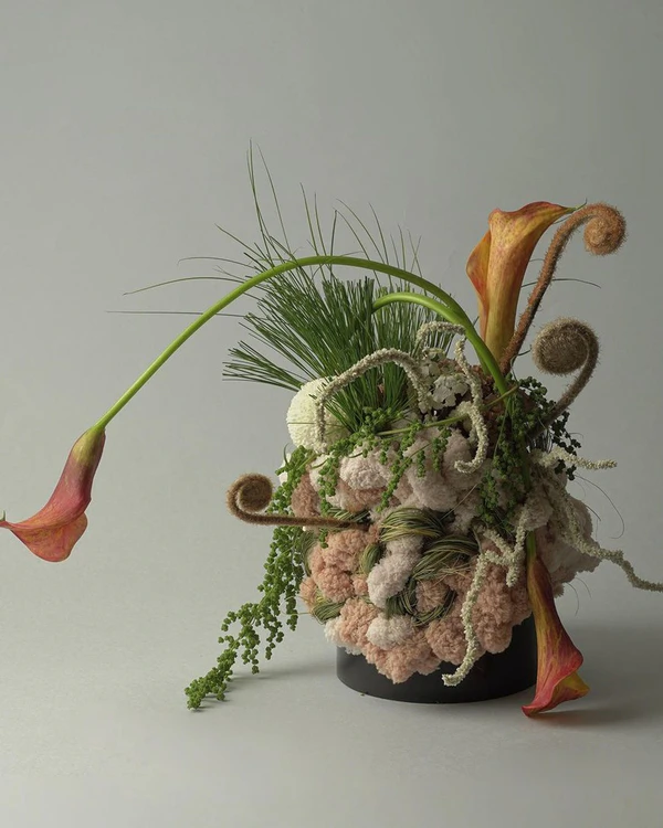 Trend: Artistic Arrangements