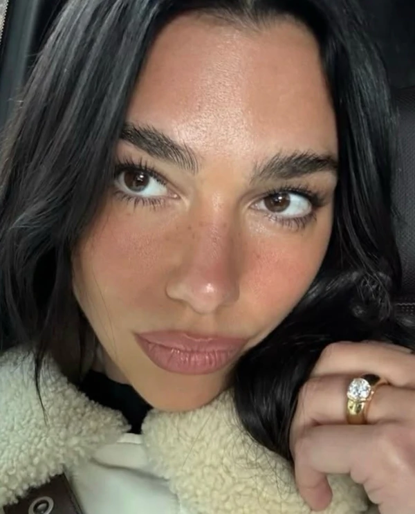 Dua Lipa’s Engagement Ring Designer Has Been Revealed — photo 1