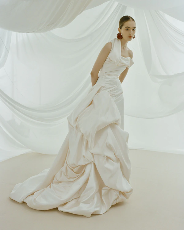 Marmar Halim Presents the "Lunaria" Collection — photo 1