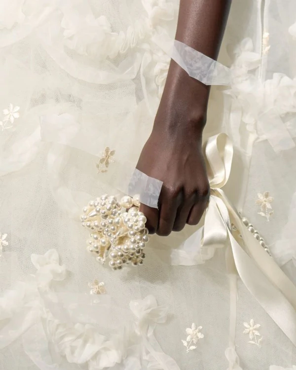 Modern Pearls: An Edit of the Chicest Accessories for the Fashion Bride