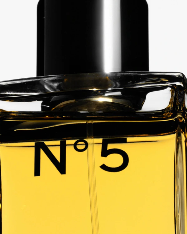 The 10 Best Wedding Day Perfumes for a Signature Bridal Scent — photo 1