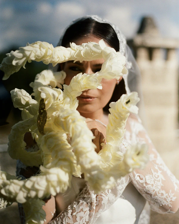 An Immersive Wedding in Puglia with Sculptural Tables and Artful Florals