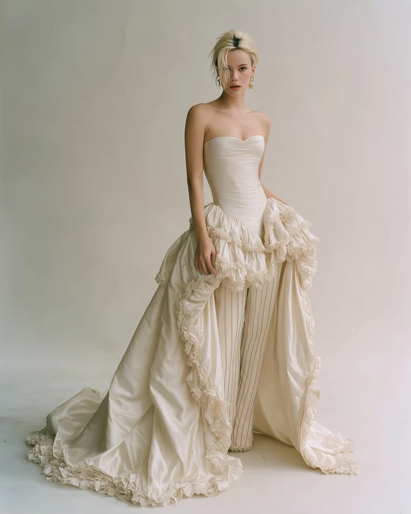 <a href="https://www.instagram.com/zuleyhakuruwedding/p/DaAaJrVKFAH/">Zuleyha Kuru</a>
