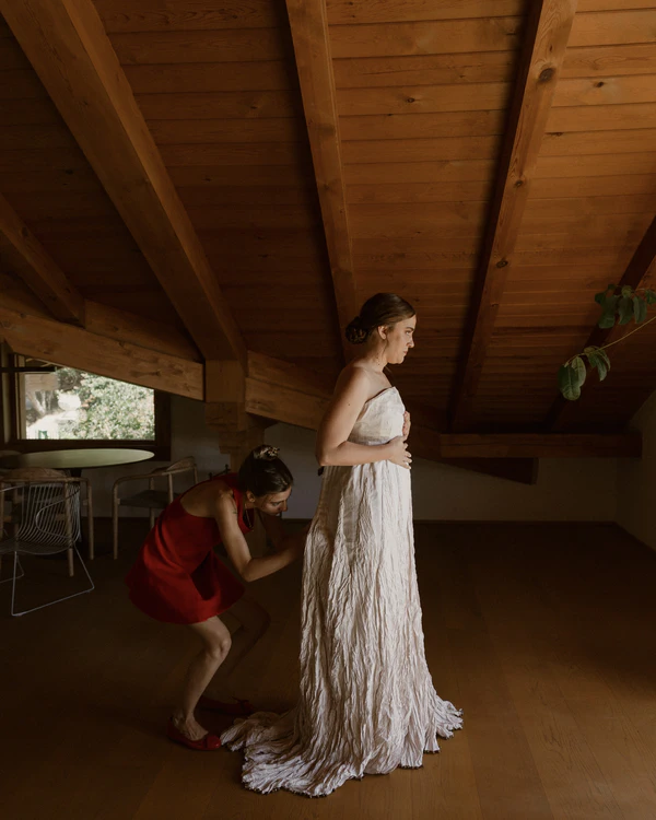 A Playful & Artistic Rural Wedding in Countryside of Madrid