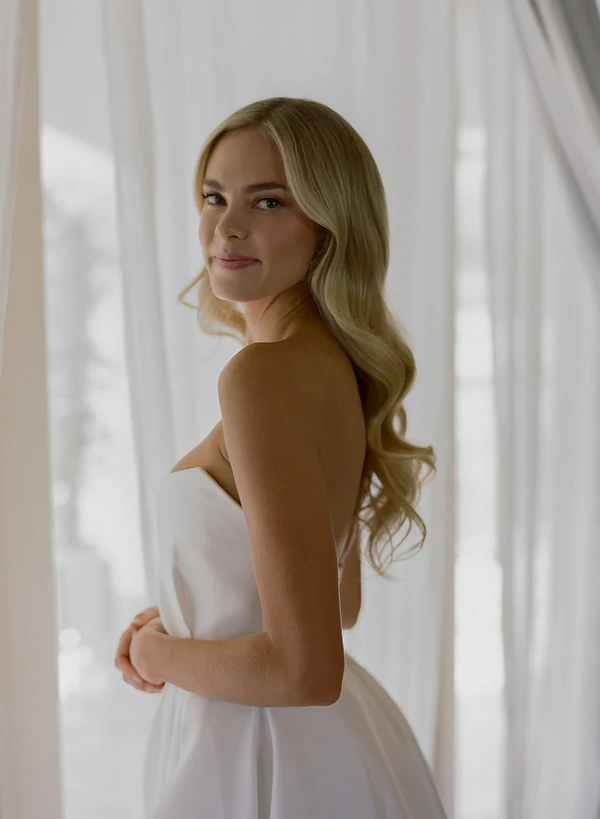 Page Beauty, wedding beauty in California, USA — portfolio photo 6