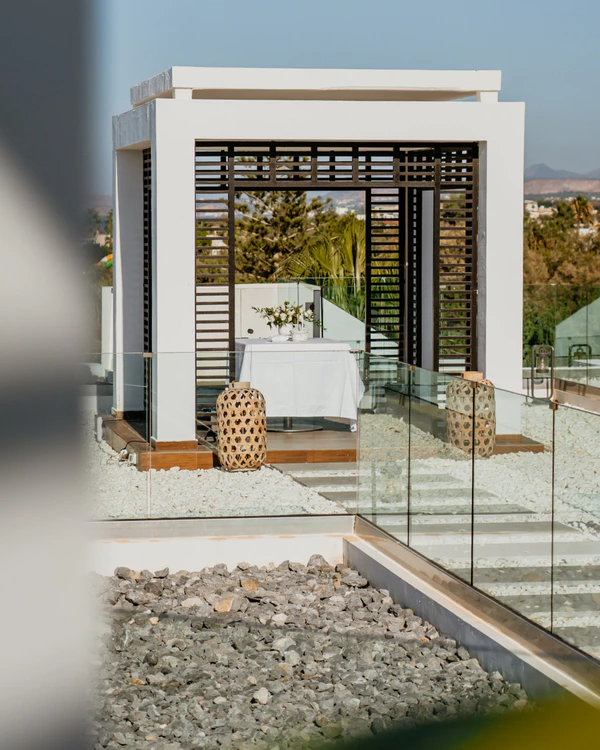 <a href="https://thewed.com/venues/creta-palace-resort" target="_blank">Grecotel Creta Palace Luxury Beach Resort</a>