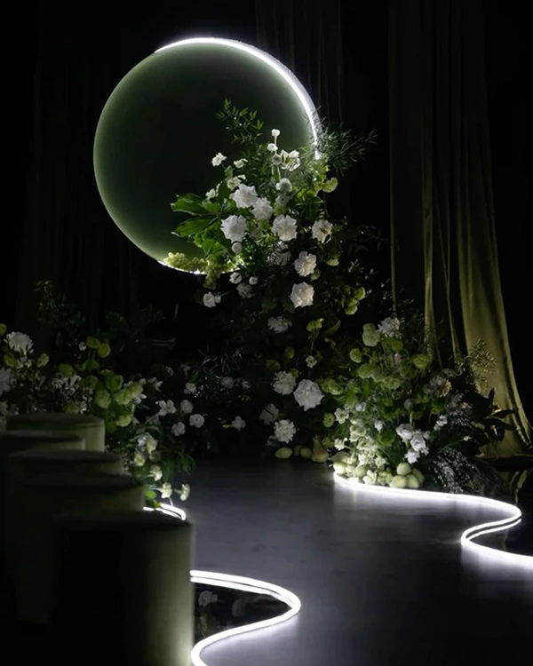 50 Bold & Breathtaking Maximalist Wedding Décor Ideas