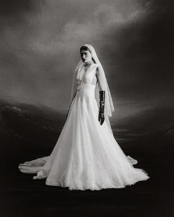 30 Breathtaking Bridal Dresses Perfect for a Wedding in Spain