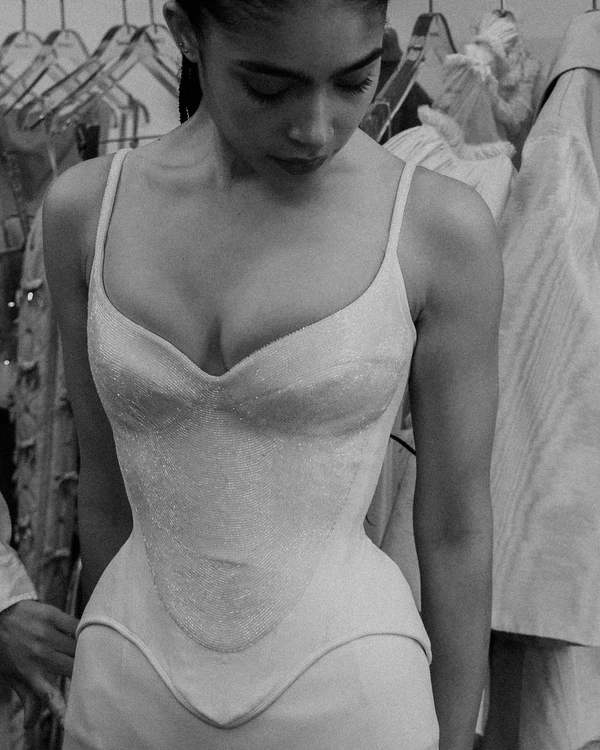 The Chicest Trends from the Spring '25 Bridal Collections