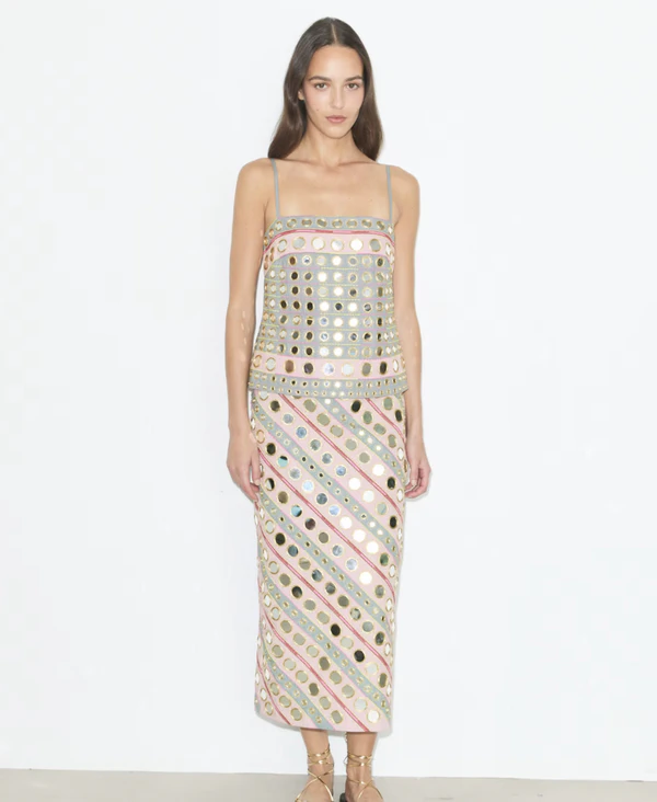 <a href="https://www.toryburch.com/en-us/clothing/dresses/mirror-embellished-cotton-dress/183267.html?color=983&_gl=1*1wzes3t*_up*MQ..*_ga*MjE0NzE1NjI5Ny4xNzg4MjAyNTU3*_ga_5LWRV3ZZ77*czE3ODgyMDI1NTYkbzEkZzAkdDE3ODgyMDI1NTYkajYwJGwwJGg5NDM1MDQzMTY.*_ga_E4TTT71WW9*czE3ODgyMDI1NTYkbzEkZzAkdDE3ODgyMDI1NTYkajYwJGwwJGgw">TORY BURCH Mirror-Embellished Cotton Dress, $1,995</a>