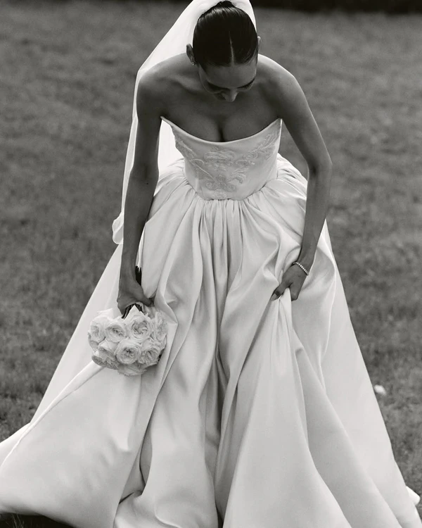 What is a Bridal Stylist and How Do They Work?