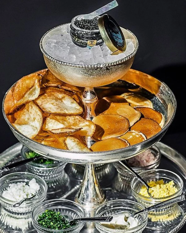 7 Unique Wedding Appetizers and How to Serve Them