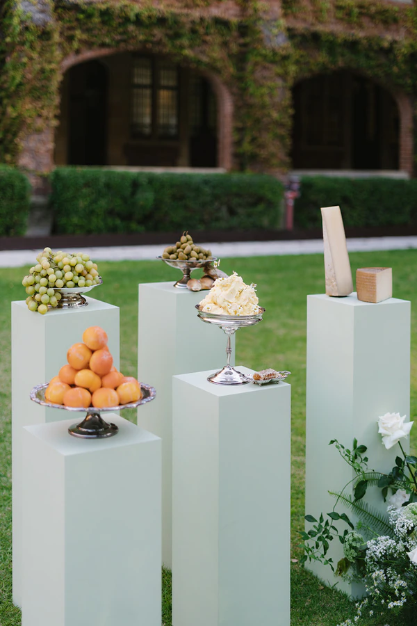 An Autumn Wedding Editorial: Reveling in Tranquility, Soft Light, and Stellar Dining