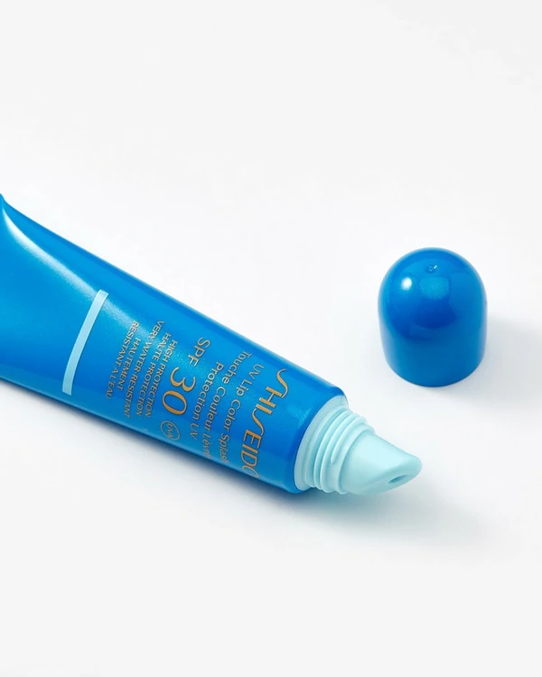 10 Beauty Products You Need on Your Honeymoon Trip