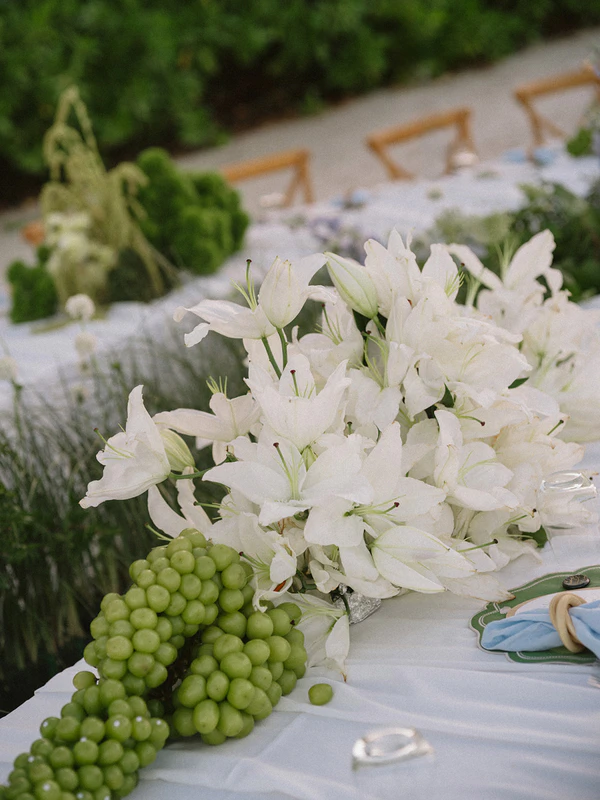 10,000 Lilies & Turquoise Waters Framed This Dreamy Beach Wedding in the Maldives