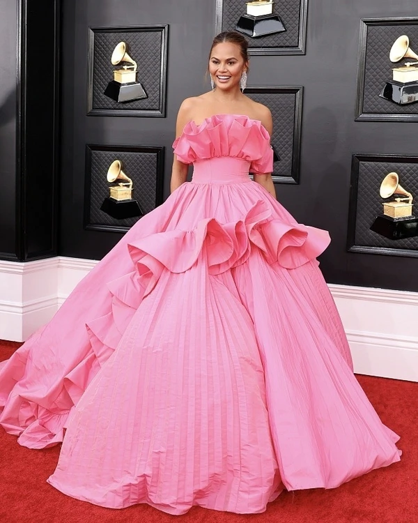 2022 Grammys Red Carpet Looks for Your Wedding Inspiration