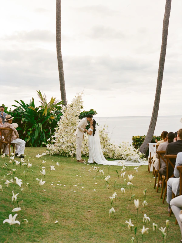 <a href="https://www.instagram.com/p/DU207uOEddx/?img_index=3">Mimosa Posy</a>, Photography: J<a href="https://www.instagram.com/jennaopsahl/">enna Opsahl</a>