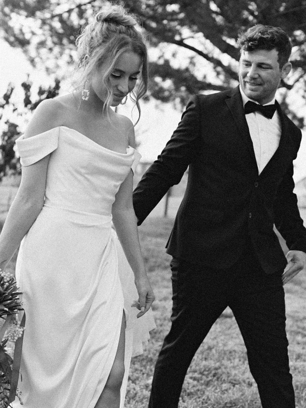 An Authentic Garden Wedding Editorial — photo 9