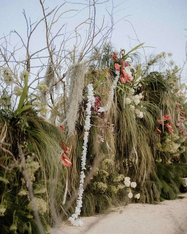A Chic & Spiritual Beach Wedding on the Tropical Shores of Bali