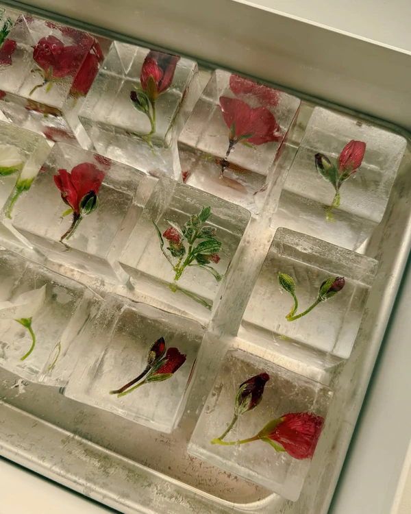 Trend: Frozen Florals