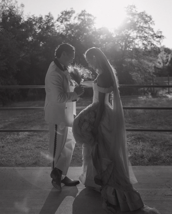 Influencer Jade Mitchell-Clyde's Chic Black-Tie Wedding in California's Gold Country