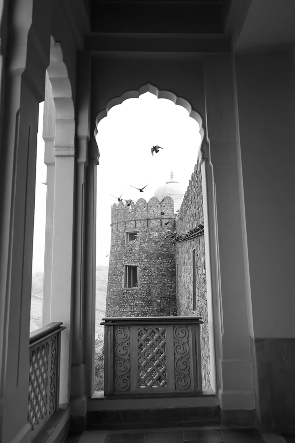 A Chic Indian Wedding at a Romantic 14th-Century Fort in Rajasthan