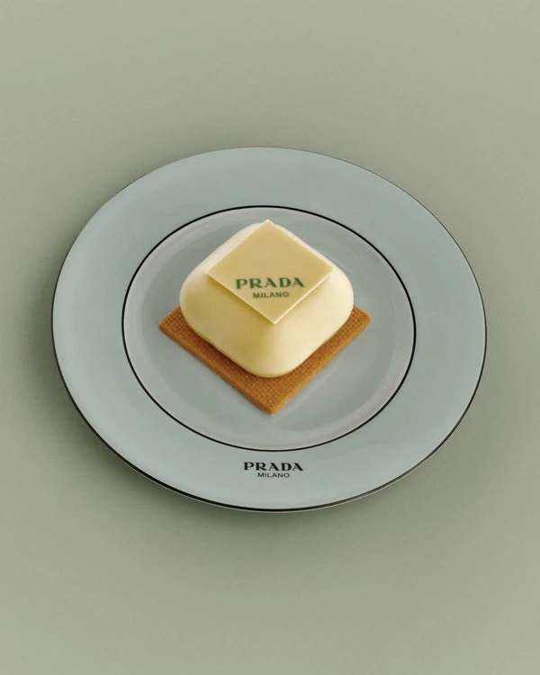 Trend: Monogrammed Food & Drinks