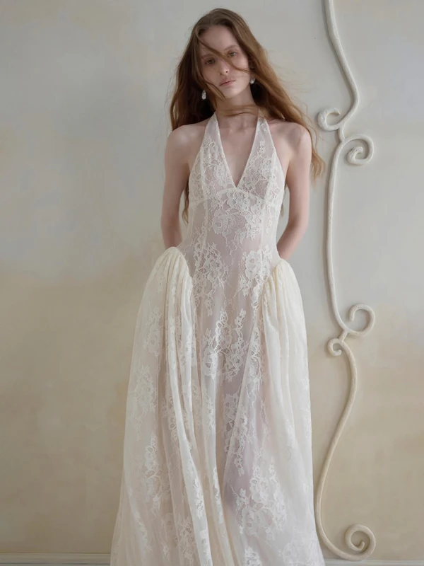 <a href="https://www.instagram.com/huong.boutique/p/DYRQzmmgJVO/?hl=en">Huong Boutique</a>
