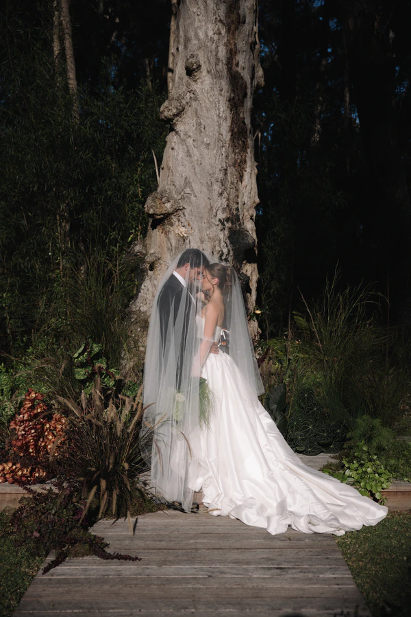 A Darkly Romantic Wedding Soirée