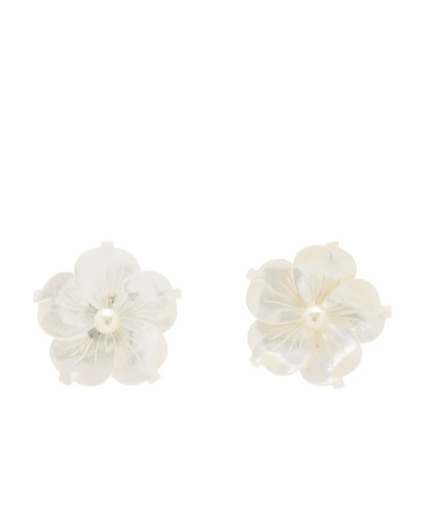 Same-Sex Wedding: Brides Outfit Ideas
