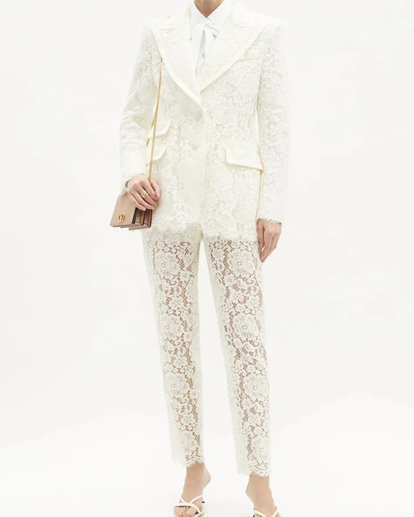 Where to Buy a Wedding Pantsuit for the Bride?