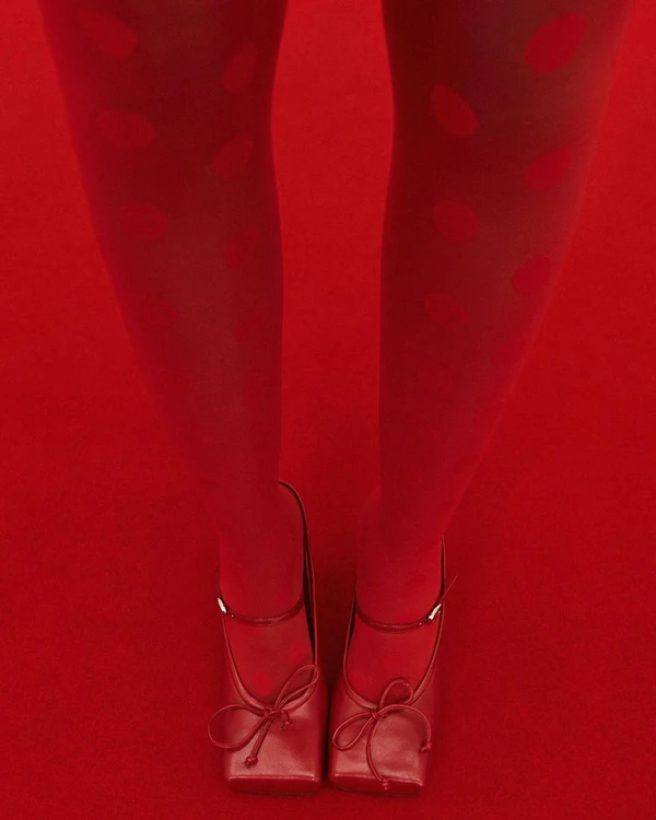 Tomato Red — the Hottest Color of Fall