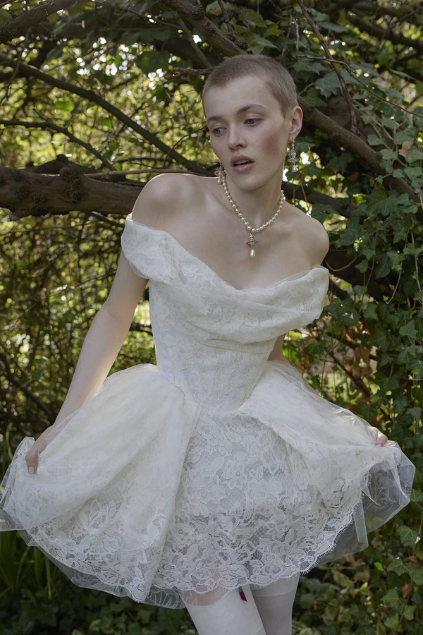 Vivienne Westwood Unveils Its 2027 Bridal Couture and Made-to-Order Collections — photo 1