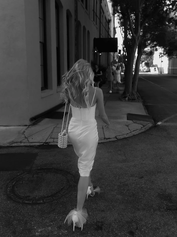 Ultra-Chic Editorial in the Theater — photo 15
