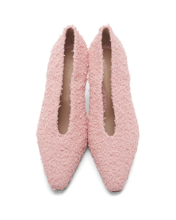 Fluffy Shoes for a Winter Wedding