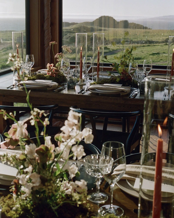 An Elegant Wildflower Wedding with Majestic Ocean Views
