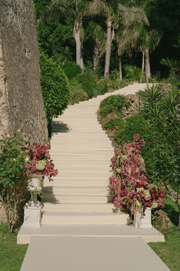 Vintage-Inspired Couture Takes Center Stage at This Chicly Curated Castle Wedding in Rome