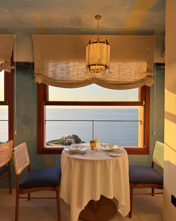 <a href="https://www.instagram.com/p/DZ8IyFAEdn1/?img_index=1">Gran Hotel Margalida</a>