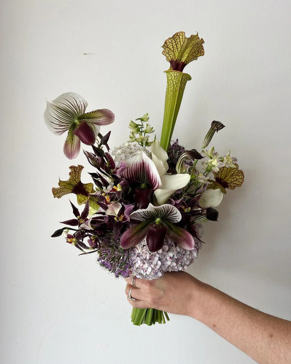 10 Flower Varieties Trending for 2026 Weddings