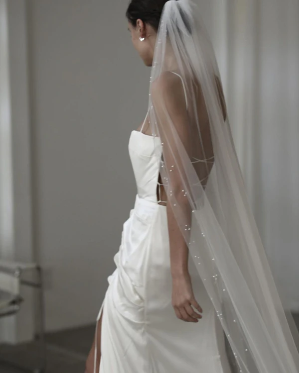 11 Best Brands for Wedding Accessories