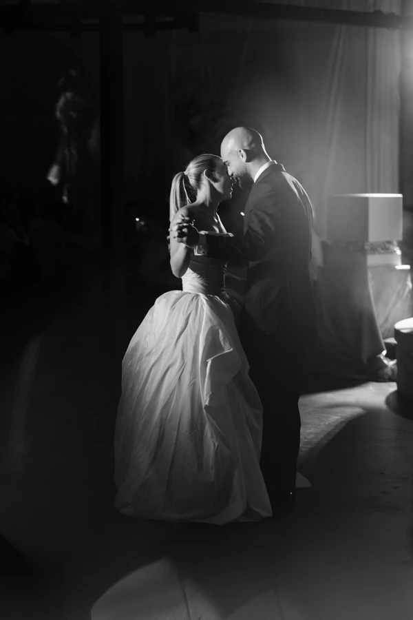 Photographer: <a href="https://www.instagram.com/siempreweddings/" target="_blank" rel="noopener noreferrer">Siempre Weddings</a>