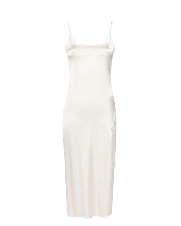 Same-Sex Wedding: Brides Outfit Ideas