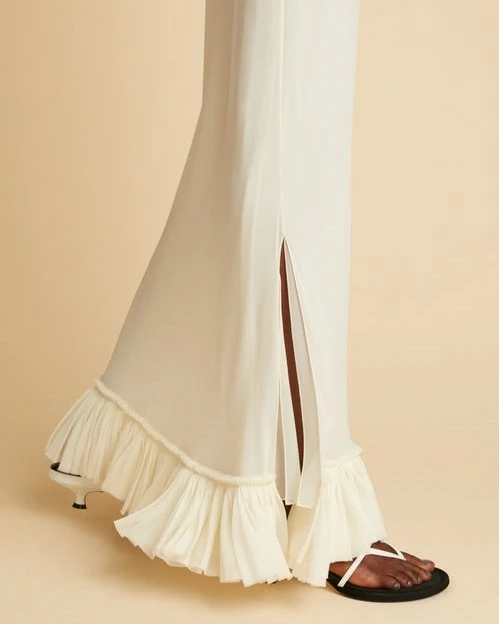 21 Maternity Dresses for Brides