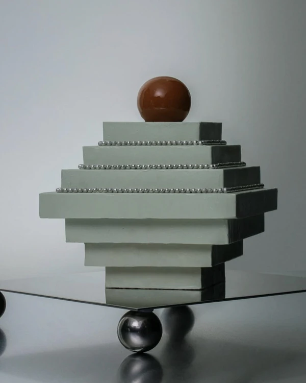 Trend: Stacked Wedding Cakes