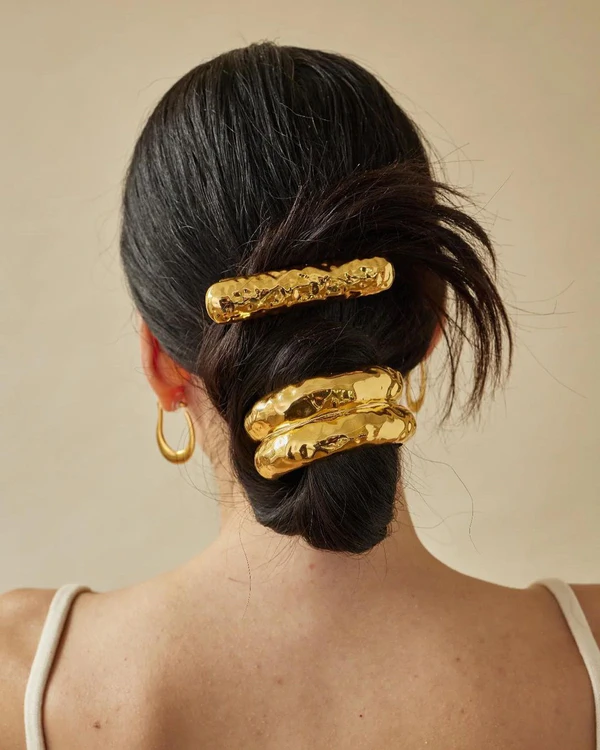11 Best Brands for Wedding Accessories