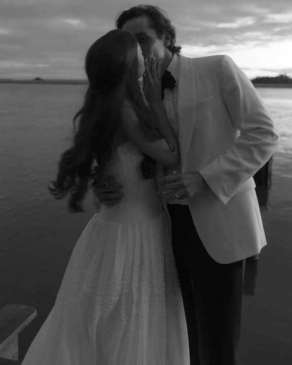 Photography: <a href="https://www.instagram.com/katethompsonweddings/">Kate Thompson</a>