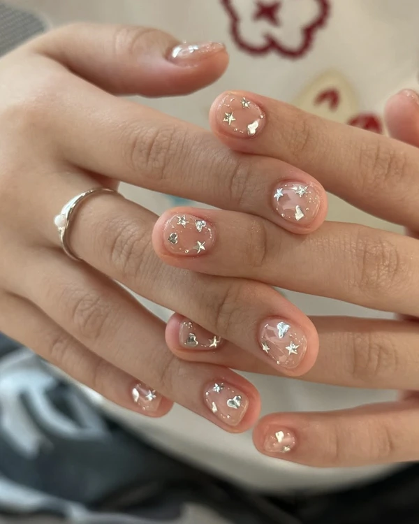 10 Major Nail Trends for 2026
