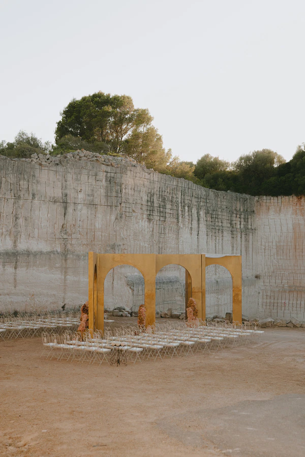 Pastel Florals, Golden Arches & a Dance-Filled Night at This Menorca Quarry Wedding