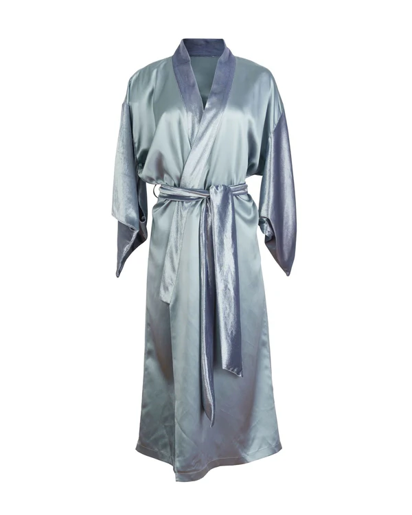 12 Elegant Robes Perfect for Getting Ready