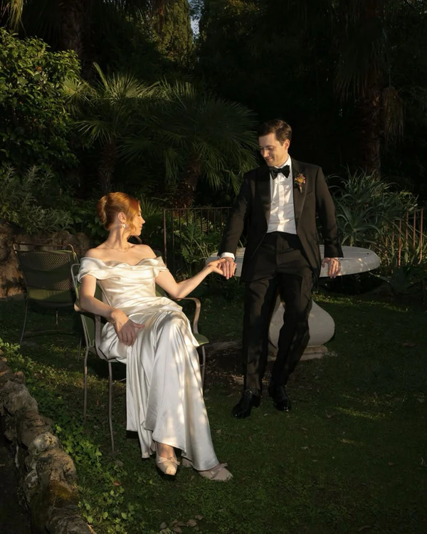 <a href="https://www.instagram.com/stefaniebumaweddings/p/DTP-BfbD4gJ/?img_index=3" target="_blank">Stefanie Buma</a>